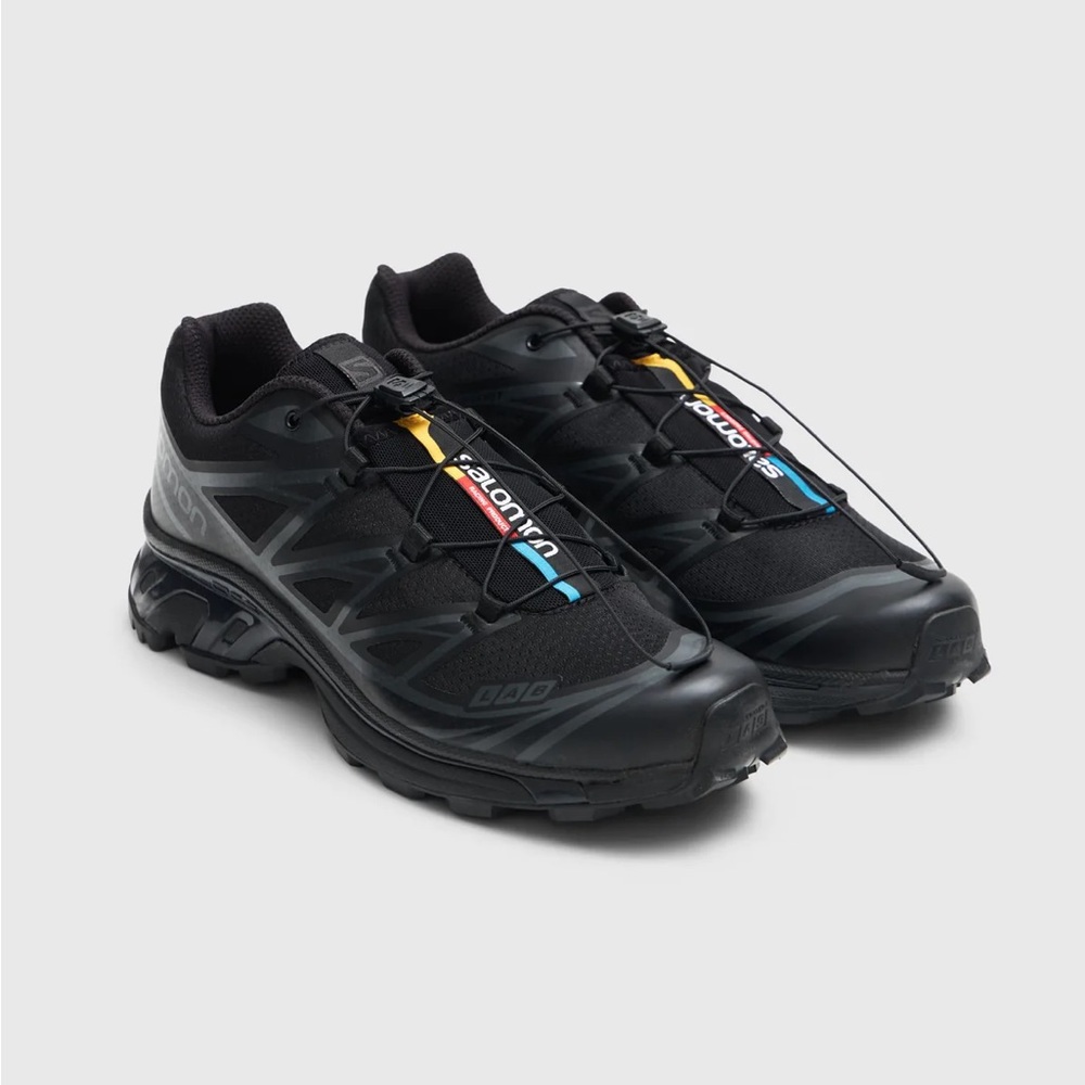 Black Salomons